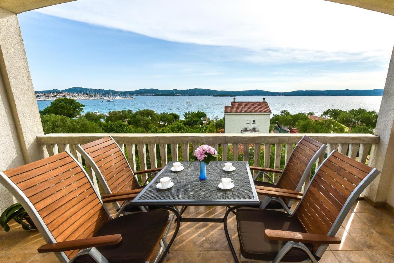 Apartments Adria Біоград-на-Мору Екстер'єр фото