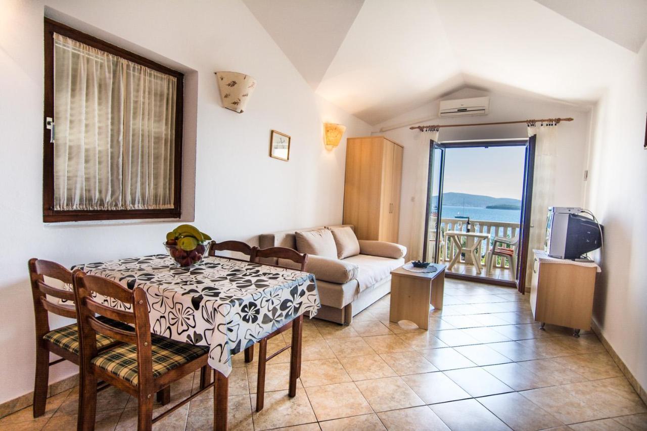 Apartments Adria Біоград-на-Мору Екстер'єр фото