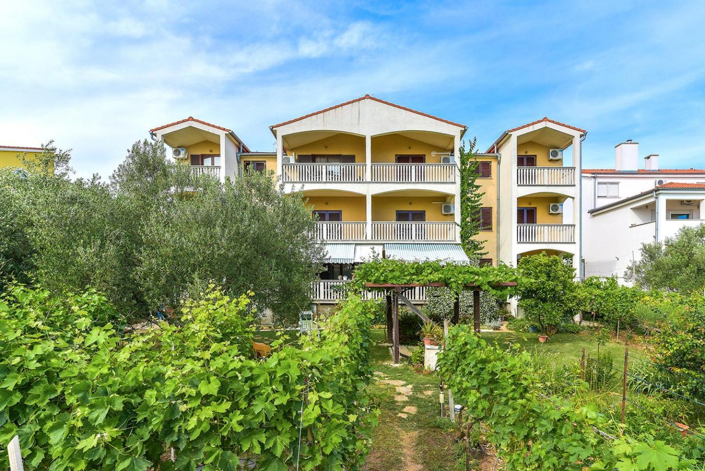Apartments Adria Біоград-на-Мору Екстер'єр фото