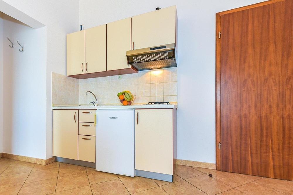 Apartments Adria Біоград-на-Мору Номер фото